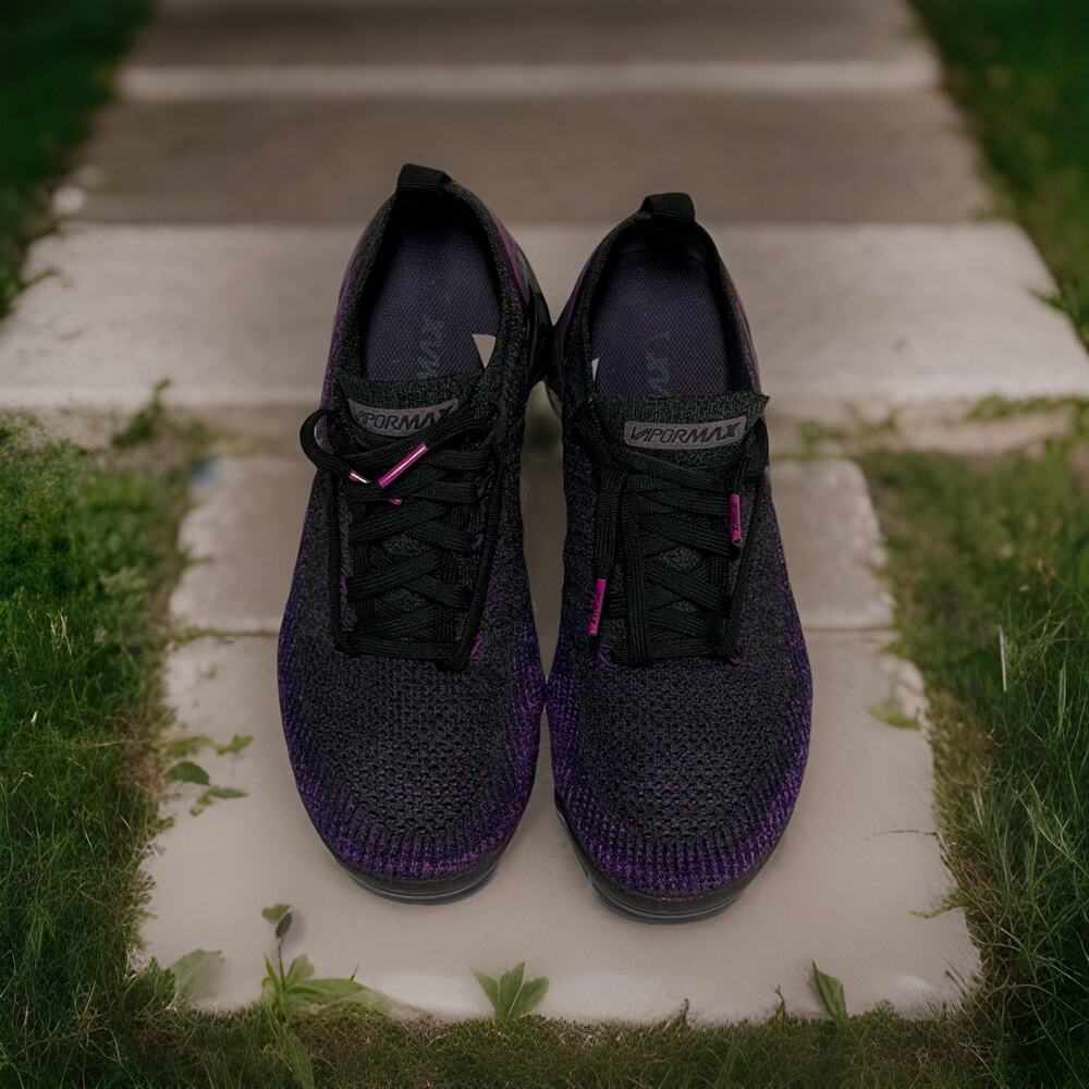 Nike Air VaporMax Flyknit 2 Night Purple Men’s Size 8 US Sneakers 942842-013